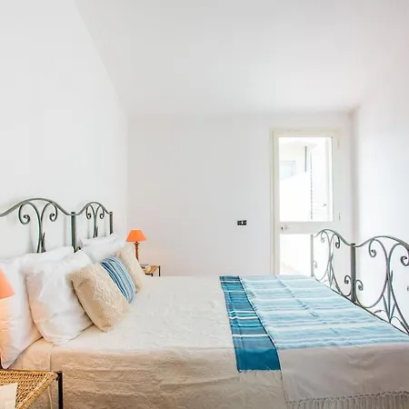 Sun House 4 Center Airconditioned Апартаменты *