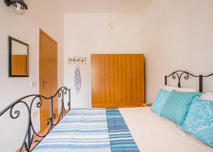 Sun House 4 Center Airconditioned Вилласимиус