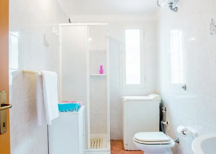 Sun House 4 Center Airconditioned Apartment