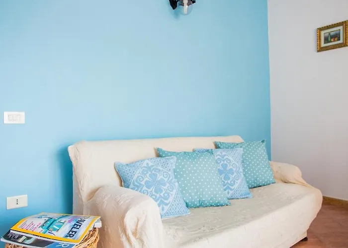 Sun House 4 Center Airconditioned Apartment Villasimius